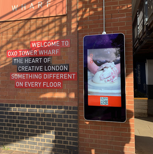 Outdoor Wall Mounted Digital Advertising Display with Touch Screen Option