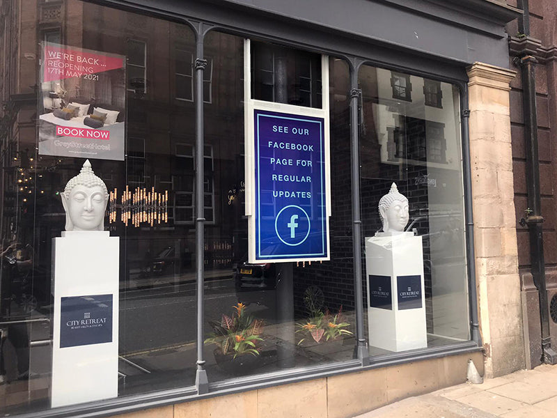 Ultra High Brightness Hanging Double-Sided Screen Window Display