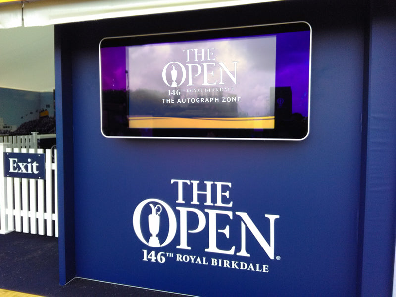 Outdoor Wall-mounted  Digital Advertising Display with Touch Screen Option