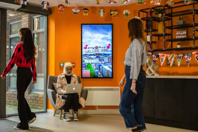 Slimline Pro Digital Advertising Display screen to inform - Be Quantum