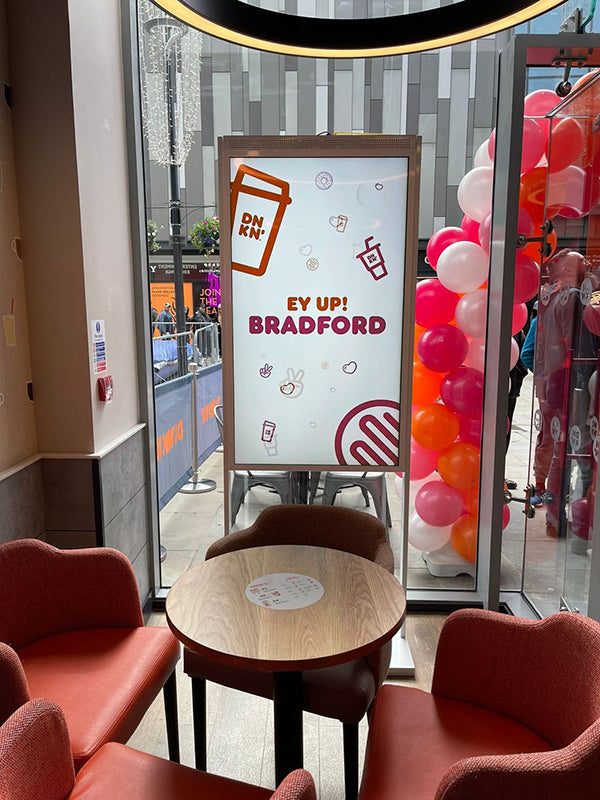 Ultra High Bright Free Standing Double-Sided Screen Window Advertising Display