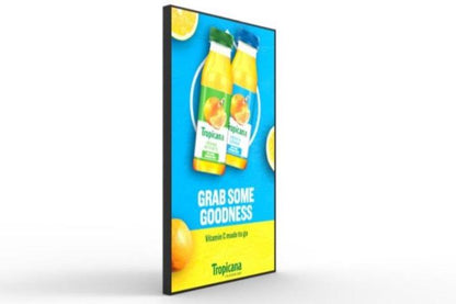 Ultra High Brightness Digital advertising portrait display - Be Quantum 